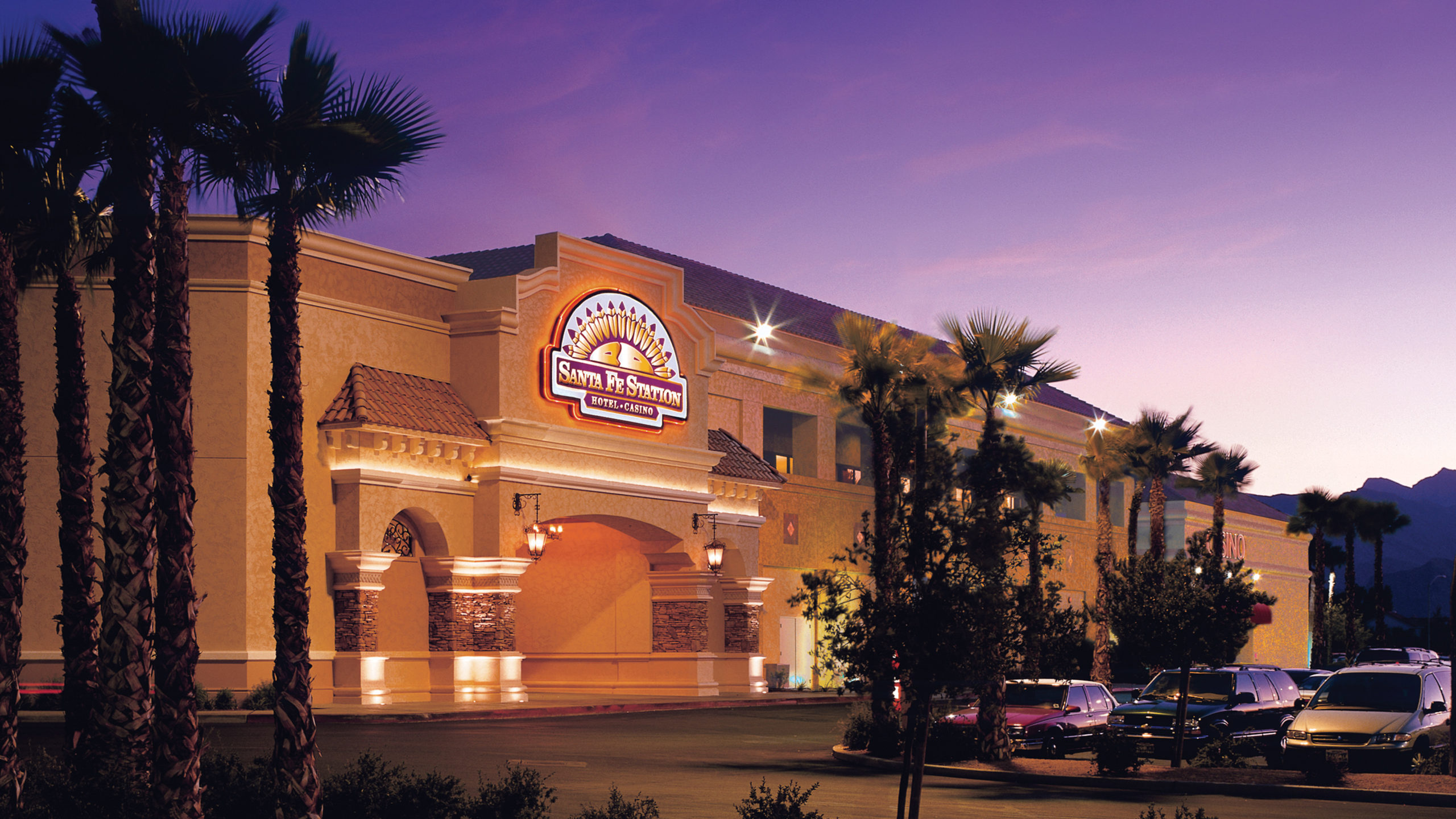 Top 5 Reasons to Stay at a Hotel Casino